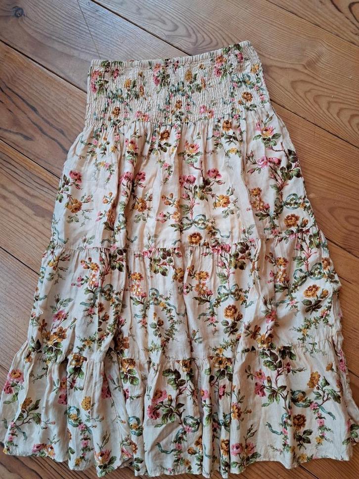 Romantische strokenrok van Bindi, Kleding | Dames, Rokken, Zo goed als nieuw, Beige, Onder de knie, Ophalen of Verzenden
