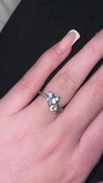 Pandora ring, Sieraden, Tassen en Uiterlijk, Ringen, Gebruikt, Ophalen of Verzenden, Met edelsteen, Dame