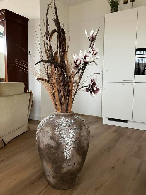 Aardewerk vloervaas voor binnen of buiten, Huis en Inrichting, Woonaccessoires | Vazen, Zo goed als nieuw, Overige kleuren, 50 tot 75 cm