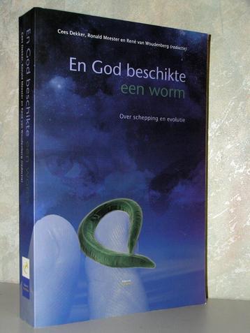Cees Dekker e.a. - En God beschikte een worm beschikbaar voor biedingen
