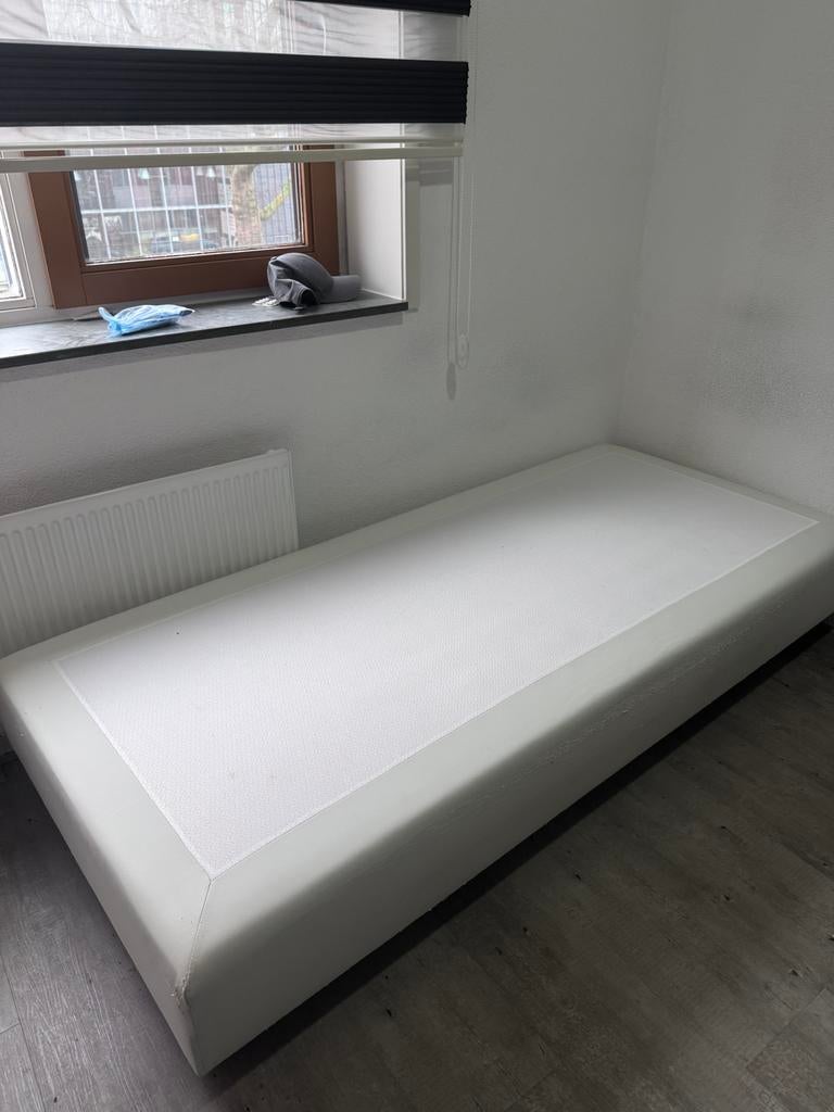 Boxspring 90x200, Ophalen, 90 cm, Eenpersoons, Wit