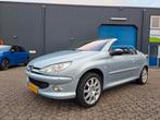 Peugeot 206 1.6 16V CC 2003 Grijs rijdt perfect, nette auto, Auto's, Peugeot, Voorwielaandrijving, 4 cilinders, Cabriolet, 4 stoelen