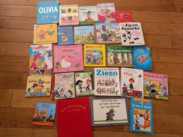 Kinderboeken. Hele mix met van alles wat beschikbaar voor biedingen