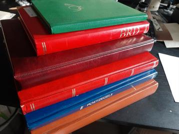 Doos Duitsland  postzegelalbums  beschikbaar voor biedingen