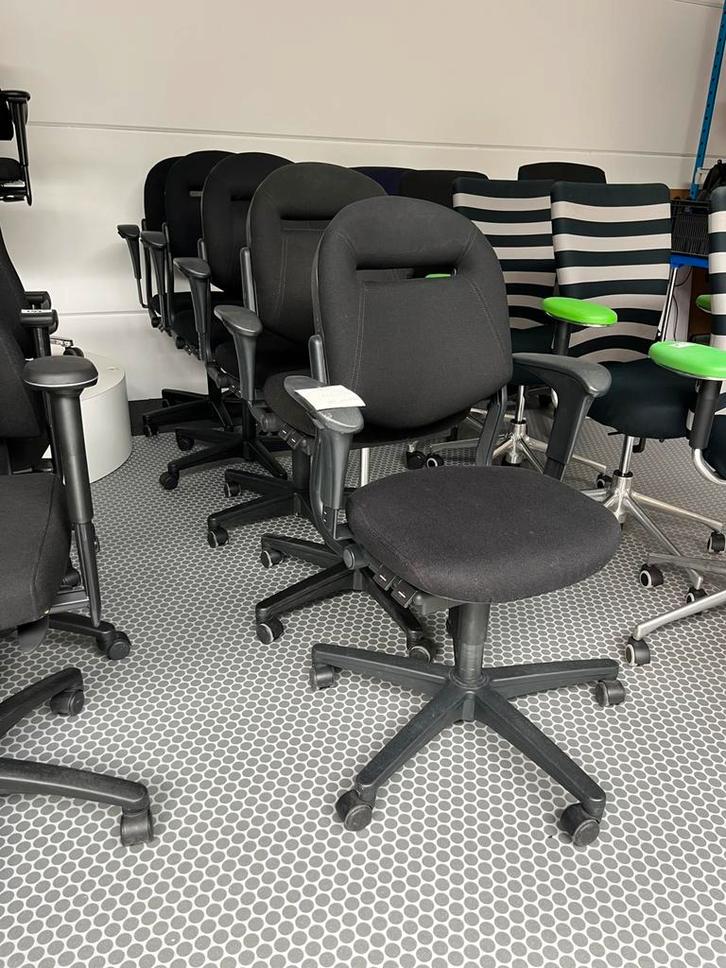 Ahrend 220 bureaustoel bureaustoelen stoel, Huis en Inrichting, Bureaustoelen, Gebruikt, Bureaustoel, Zwart, Ophalen
