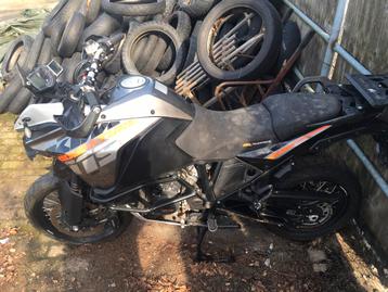KTM 1190 adventure 2013 schade onderdelen 