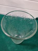 bloemenvaas groot zwaar bewerkt, Huis en Inrichting, Woonaccessoires | Vazen, Ophalen of Verzenden, 'T Olde Gre-j, Info@toldegrej.nl