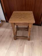 Te koop: bijzettafeltje, eikenhouten., Minder dan 55 cm, Zo goed als nieuw, Rechthoekig, Ophalen