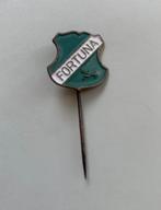 Emaille voetbalspeldje fortuna voetbal speldje vintage retro, Verzamelen, Speldjes, Pins en Buttons, Ophalen of Verzenden, Zo goed als nieuw