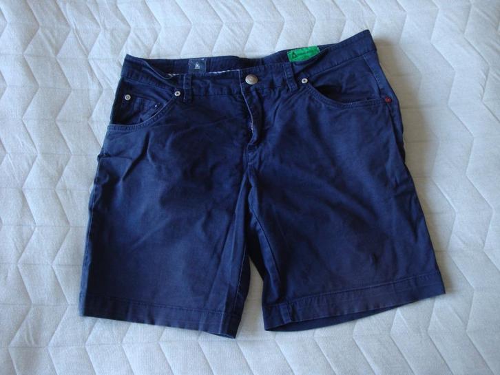 Donker blauwe GAASTRA korte broek. Maat L., Kleding | Dames, Broeken en Pantalons, Zo goed als nieuw, Maat 42/44 (L), Blauw, Kort