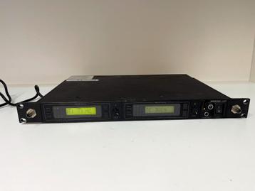 SHURE U4D-MC DUAL RECEIVER beschikbaar voor biedingen