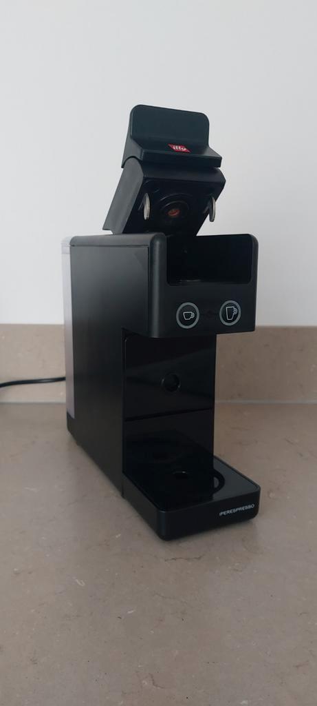 Illy Iperespresso Koffiemachine!, Witgoed en Apparatuur, Koffiezetapparaten, Gebruikt, Koffiepads en cups, Koffiemachine, 1 kopje