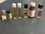 Kleine flesjes met olie en geurtjes, Ophalen of Verzenden, Zo goed als nieuw