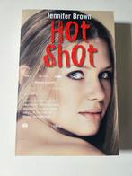 Jennifer Brown - Hot shot, Boeken, Kinderboeken | Jeugd | 13 jaar en ouder, Jennifer Brown, Ophalen of Verzenden, Zo goed als nieuw