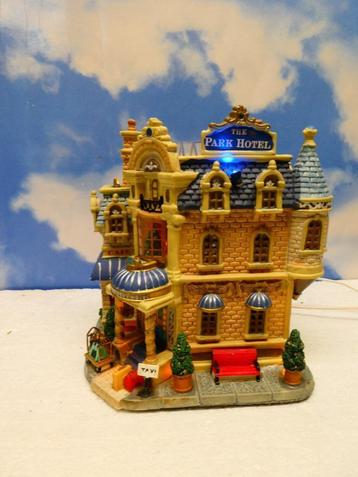 lemax Park Hotel kerstdorp kersthuisje collectors item kerst beschikbaar voor biedingen