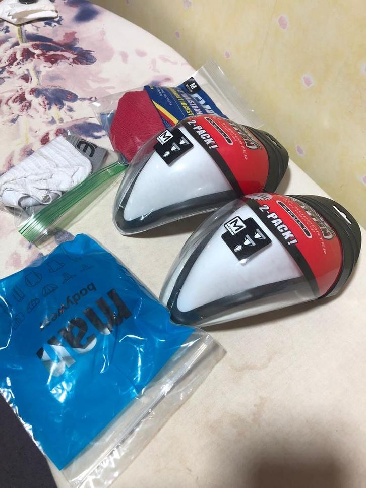 Nieuwe set 2 stuks tok met broekjes maat M, Sport en Fitness, Vechtsporten en Zelfverdediging, Nieuw, Maat M, Ophalen of Verzenden
