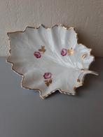 Hoechst porseleinen bladkom - bonbonschaaltje, Antiek en Kunst, Antiek | Porselein, Ophalen of Verzenden