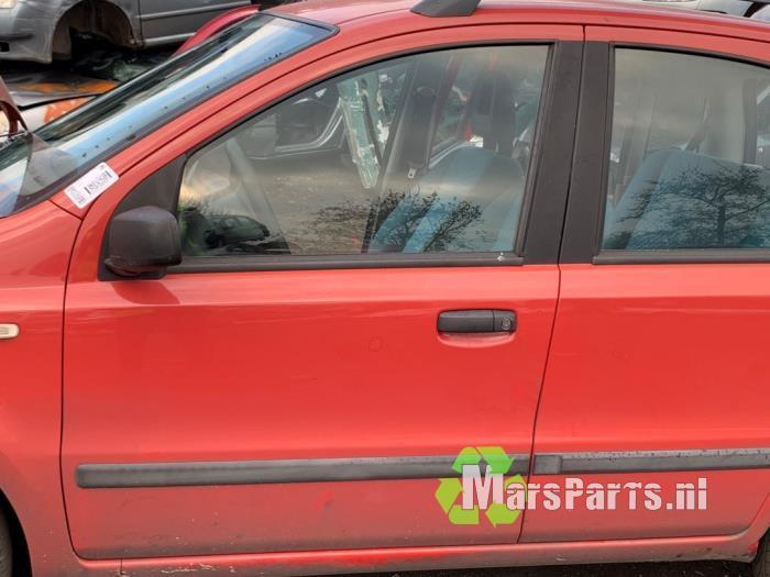 Portier 4Deurs links-voor van een Fiat Panda, Auto-onderdelen, Carrosserie en Plaatwerk, Deur, Fiat, Gebruikt, 3 maanden garantie