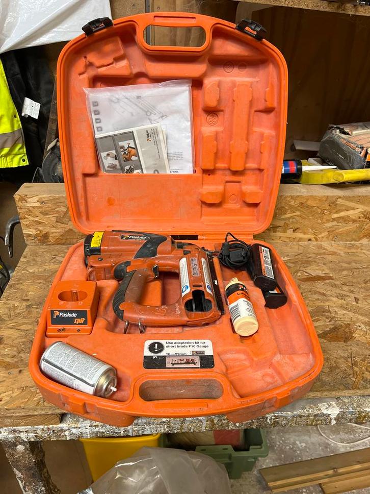 Paslode Spit Nagelpistool - Gebruikt, Doe-het-zelf en Verbouw, Gereedschap | Overige machines, Gebruikt, Ophalen