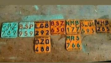 Bromfietsplaatjes,verzekeringplaatjes,1960,1970,1980,RETRO beschikbaar voor biedingen