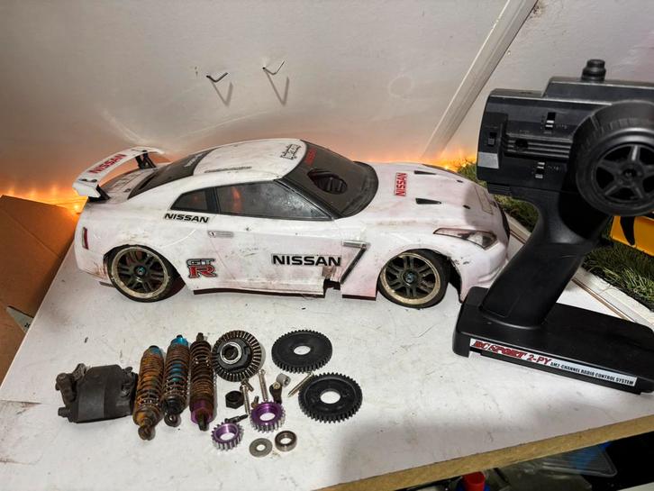 Nitro auto hpi rs4 roller, Hobby en Vrije tijd, Modelbouw | Radiografisch | Auto's, Zo goed als nieuw, Auto onroad, Nitro, Schaal 1:10