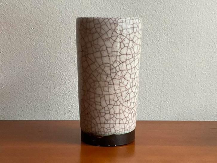 Pieter Groeneveldt: buisvaas 104 raku-glazuur 14,5 cm 1965, Huis en Inrichting, Woonaccessoires | Vazen, Zo goed als nieuw, Overige kleuren