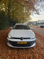 Volkswagen Passat 1.5 Etsi 150pk Dsg-7 2025 Wit, Auto's, Volkswagen, 1498 cc, 4 cilinders, Wit, Hybride Elektrisch/Benzine