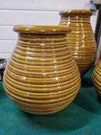 bloempotten bruin geel geribbeld honingpotmodel, Tuin en Terras, Bloempotten, Ophalen of Verzenden, 'T Olde Gre-j, Info@toldegrej.nl
