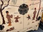 Roomwit beschilderde Chinese halskast, Verzenden