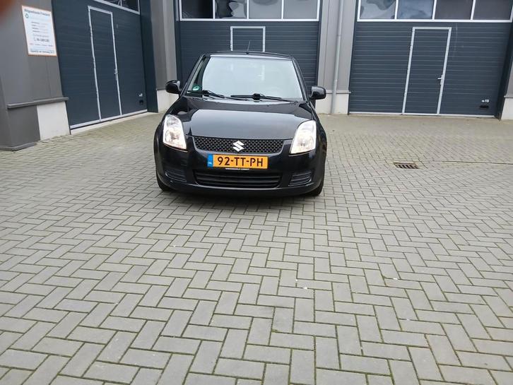 Suzuki Swift 1.3 3D 2007 Zwart apk 15-12-2026, Auto's, Suzuki, Particulier, Swift, Benzine, C, Hatchback, Handgeschakeld, Origineel Nederlands