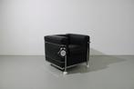 Cassina LC 2 fauteuil, zwart leer, nieuw, Nieuw, Minder dan 75 cm, Metaal, 50 tot 75 cm