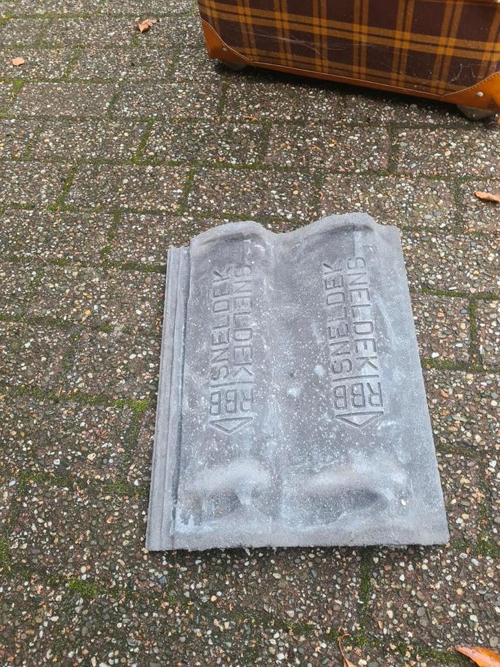Gebruikte grijze dakpannen - Sneldek RBB, Doe-het-zelf en Verbouw, Dakpannen en Dakbedekking, Gebruikt, Dakpannen, Steen of Klei