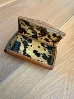 Antieke wortelhouten snuifdoos met schildpad-inleg, Verzenden