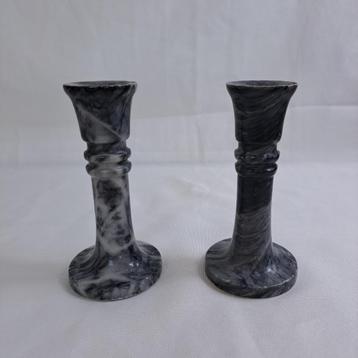Marmeren kaarsenhouders set. Vintage modern beschikbaar voor biedingen