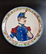 Vintage bord, Verzamelen, Speldjes, Pins en Buttons, Ophalen of Verzenden, Overige onderwerpen