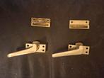 Set Raamuitzetters met Sluitkommen - messing, Ophalen of Verzenden, Gebruikt, Chroom, Schuif of Grendel