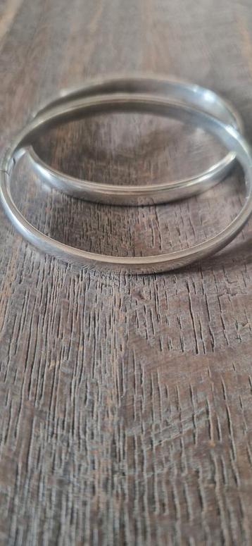 Slavenarmband zilver beschikbaar voor biedingen