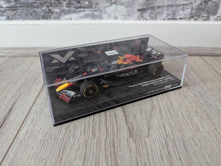 Max Verstappen: USA GP 2022 - Minichamps - Editie 107, Hobby en Vrije tijd, Modelauto's | 1:43, Nieuw, Auto, MiniChamps, Ophalen of Verzenden