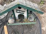 Vogelhuisje met nepvogels, Tuin en Terras, Vogelhuisjes en Vogelbaden, Ophalen of Verzenden, Gebruikt