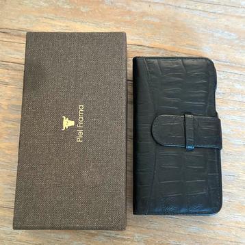 Iphone XS Max Wallet Black beschikbaar voor biedingen
