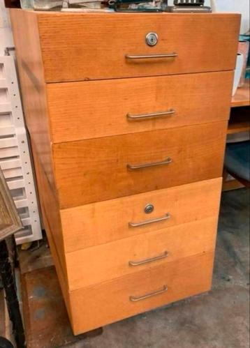 Twee Vintage Kast Pastoe houten ladekast blokken jaren 60. beschikbaar voor biedingen