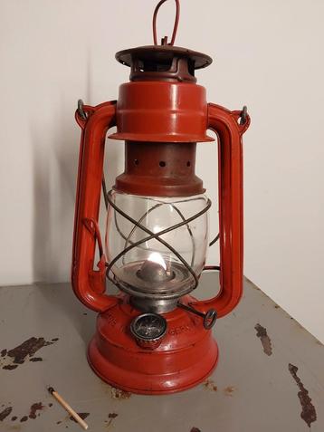BAT 158 - Stormlamp beschikbaar voor biedingen