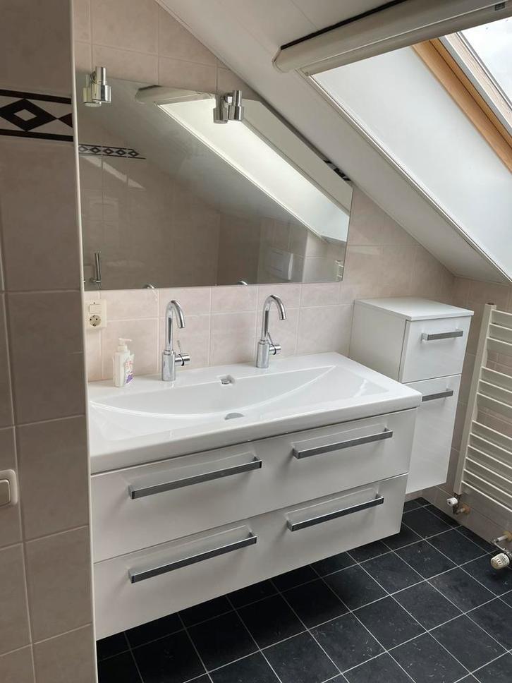 Badmeubel compleet met kranen en spiegel +lampjes, Huis en Inrichting, Badkamer | Badkamermeubels, Gebruikt, Overige typen, Minder dan 100 cm