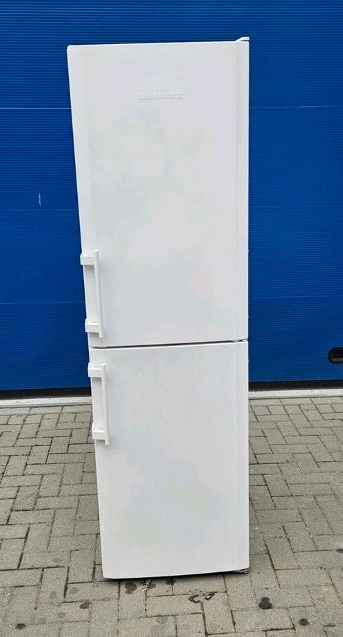 Keurige ruime Liebherr No-Frost koelvriescombinatie! 🚚✅️, Witgoed en Apparatuur, Koelkasten en IJskasten, Zo goed als nieuw, Met aparte vriezer