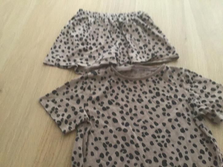 Leuke pyjama set maat 116-122 (3 stuks), Kinderen en Baby's, Kinderkleding | Maat 116, Gebruikt, Meisje, Setje, Ophalen of Verzenden