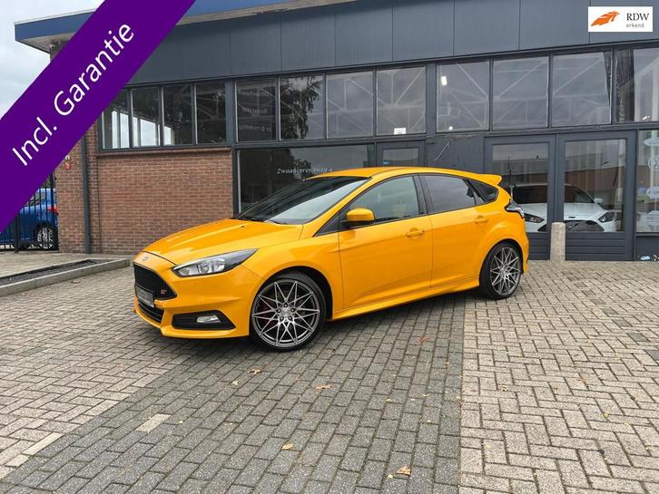 Ford Focus 2.0 ST, Cruise control, Sync, Sony, Auto's, Ford, Bedrijf, Te koop, Focus, ABS, Achteruitrijcamera, Airbags, Airconditioning