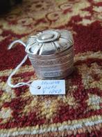 Zilveren loderein doosje. Jaarletter Y 185, Ophalen of Verzenden, Zilver