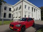 BMW 1 Serie 116 i 5 DEURS, 1:21!, F20, NIEUW MODEL, Auto's, Gebruikt, 4 cilinders, 1265 kg, 1598 cc