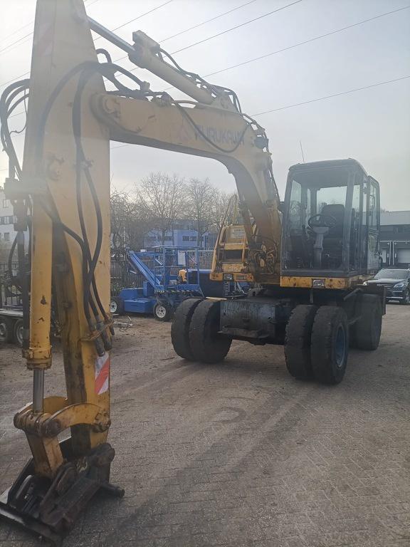 Furukawa mobiele kraan graafmachine, Zakelijke goederen, Machines en Bouw | Kranen en Graafmachines, Kraan