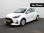 Toyota Yaris 1.5 Hybrid Active | Navigatie | Bluetooth | Cam, 12 maanden, Gebruikt, Wit, 1490 cc